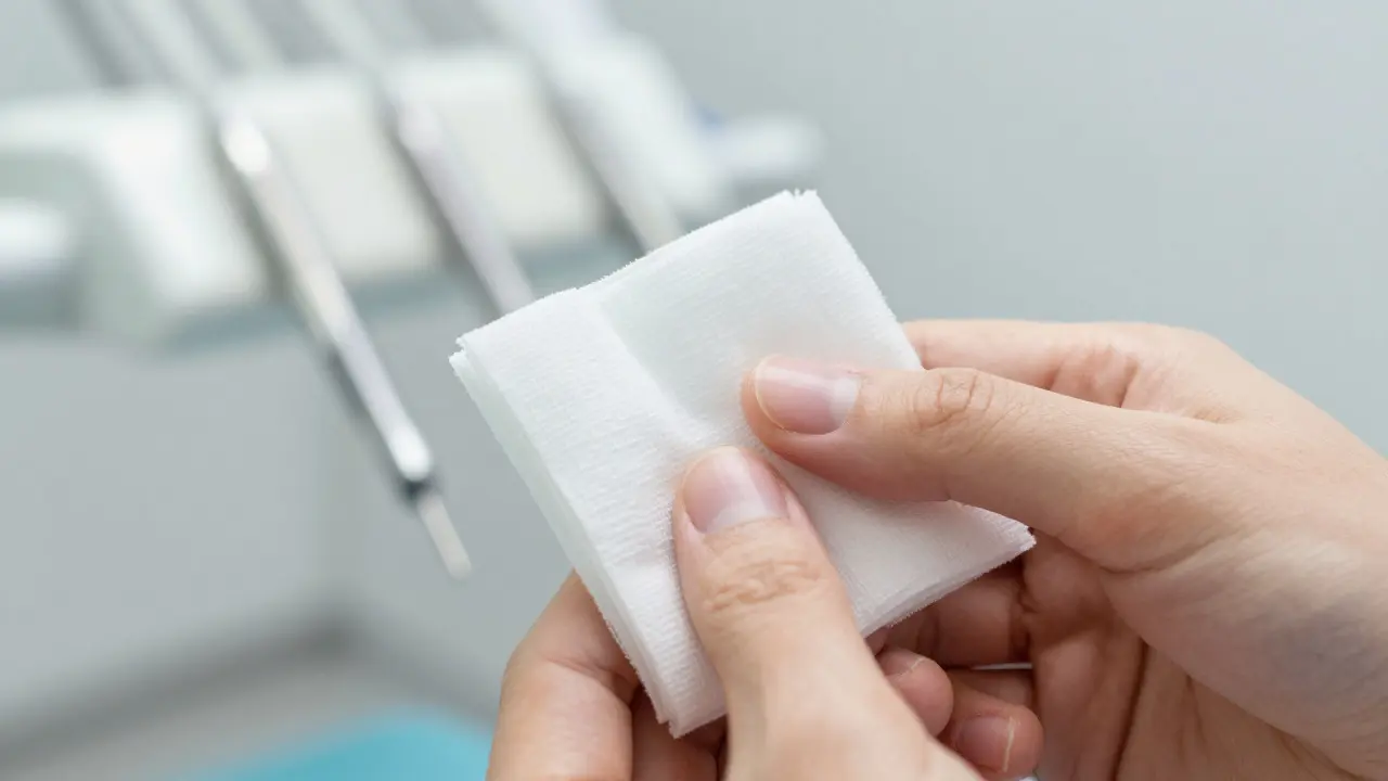 Jak urychlit hojení po vytržení zubu: Osvědčené tipy a co dělat